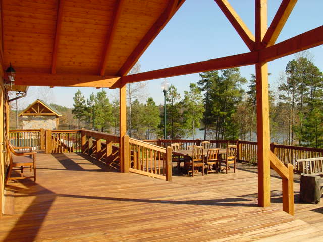 Anchors Landing on Lake Hickory, NC